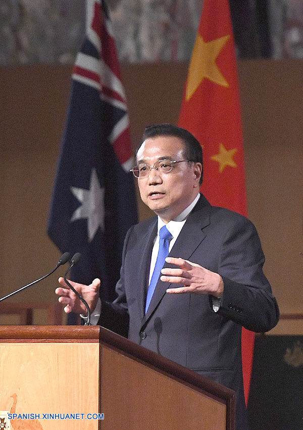 China se unirá a Australia para promover globalización económica, dice premier Li