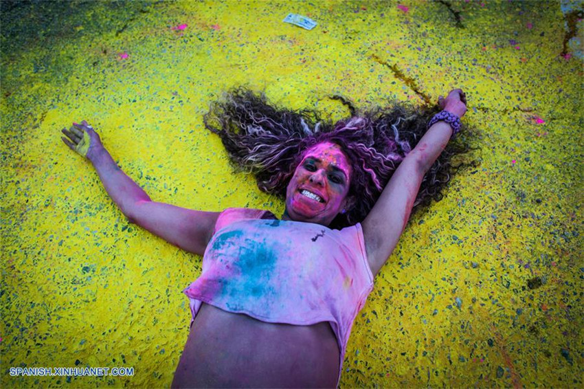 Venezuela: Festival Holi de los Colores en Caracas