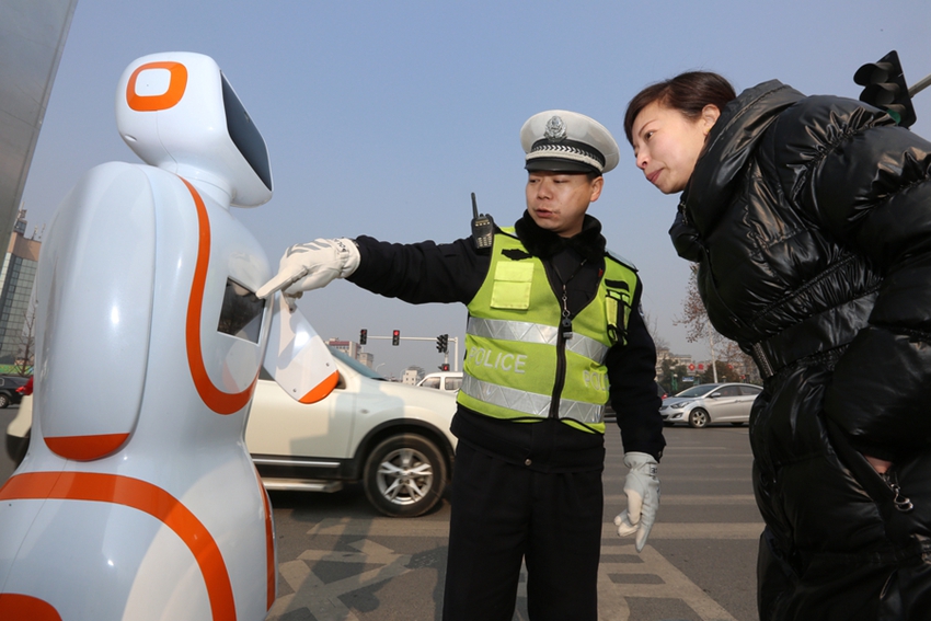 Nuevos y poco conocidos: robots que trabajan en China3