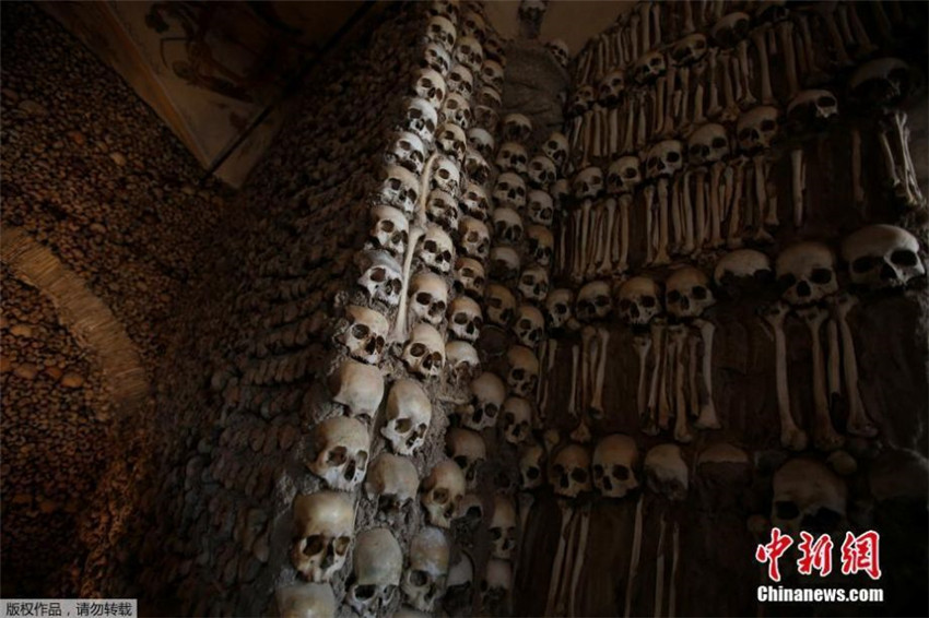 Iglesia hecha con huesos Humanos en  .cn_中国最权威的西班牙语新闻网站