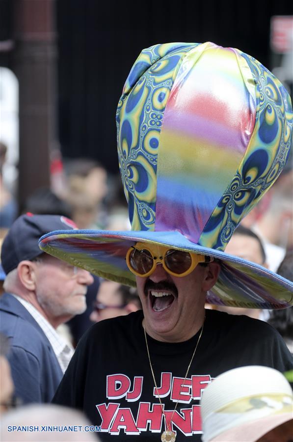 EEUU: Desfile de Sombreros de Pascua en Nueva York