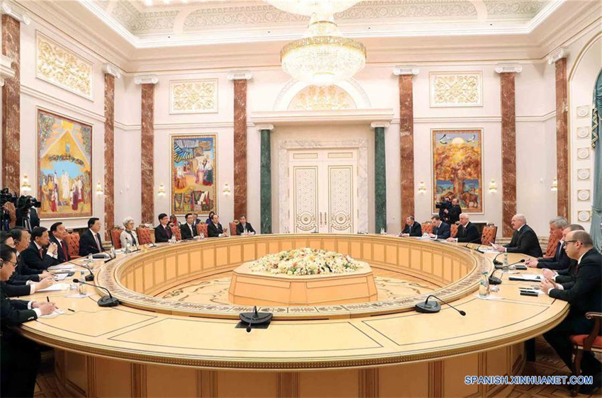 China promete cimentar asociación estratégica integral con Bielorrusia