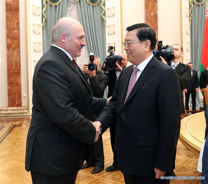 China promete cimentar asociación estratégica integral con Bielorrusia