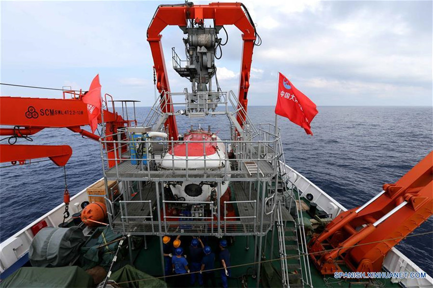 Jiaolong realizará su primera inmersión en Mar Meridional de China
