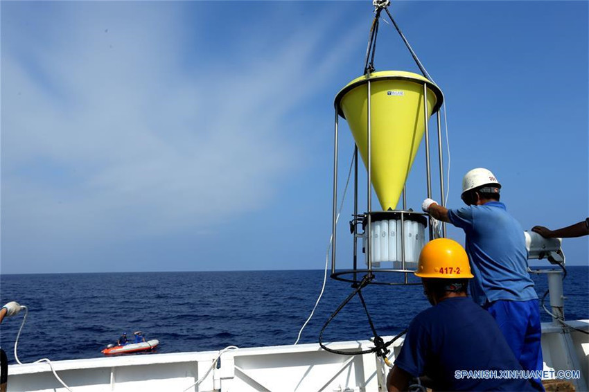 Sumergible chino Jiaolong completa cuarta inmersión en Mar Meridional de China