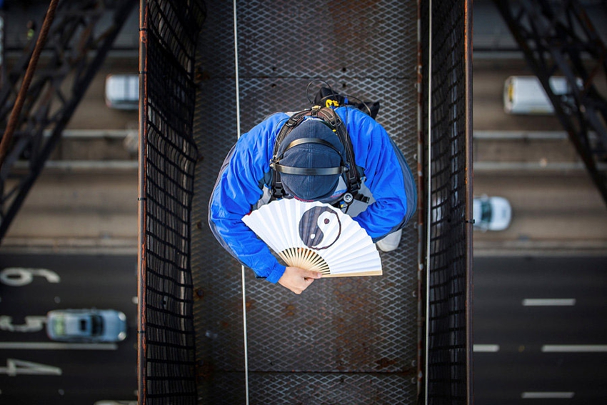 El Tai chi revela sus encantons sobre el Puente de la bahía de Sídney5