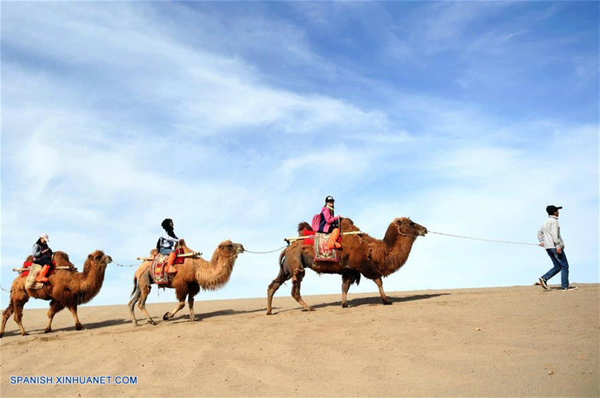 Gansu: Montaña de Arena Mingsha en Dunhuang