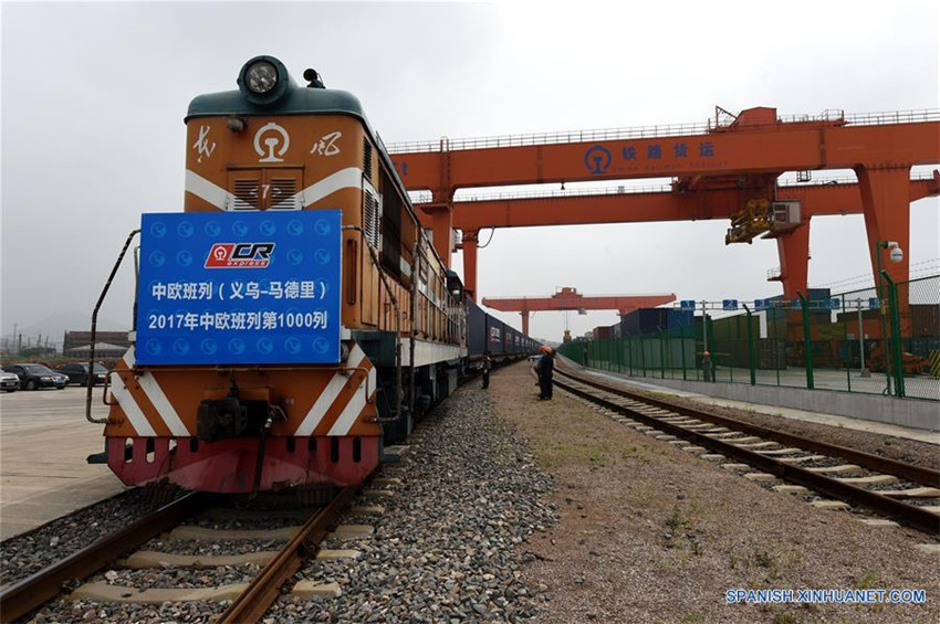 El milésimo tren de carga que une a China y Europa en 2017