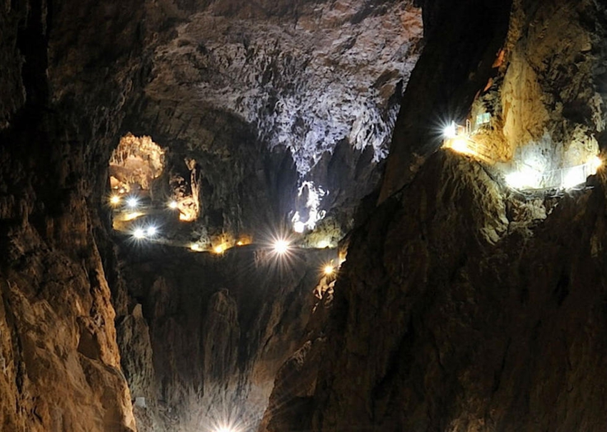 Siete cuevas increíbles del mundo1