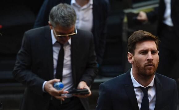 Messi pagará multa de 504.000 euros a Hacienda para evitar cárcel