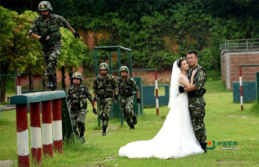 Otro tipo de romance en ua escuela militar china2