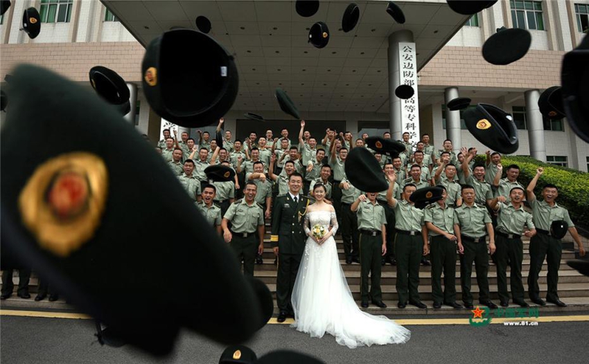 Otro tipo de romance en ua escuela militar china4