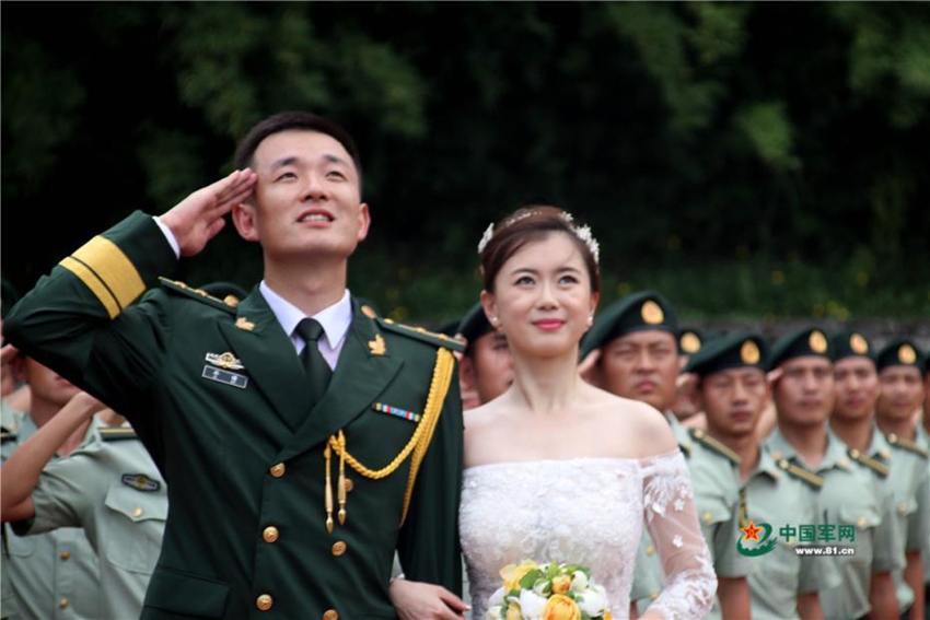 Otro tipo de romance en ua escuela militar china6