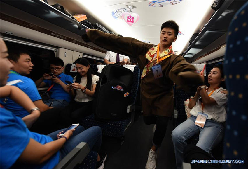 China inaugura nuevo ferrocarril sobre antigua ruta de la seda