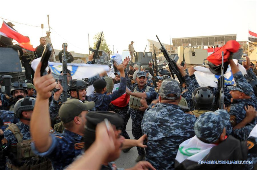 PM iraquí declara liberación de Mosul de control de EI