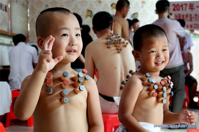 Hospitales ofrecen terapias de medicina china tradicional en verano
