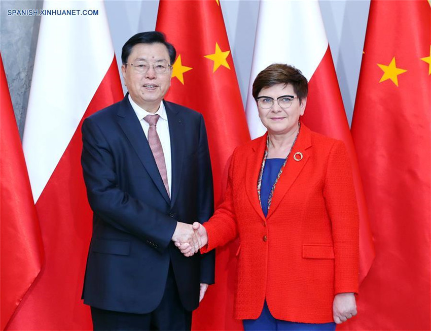 Máximo legislador chino pide a Polonia aprovechar oportunidades de Franja y Ruta