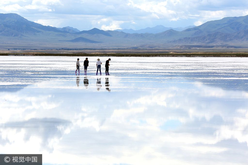 Lago salado Chaka, espejo del cielo en China