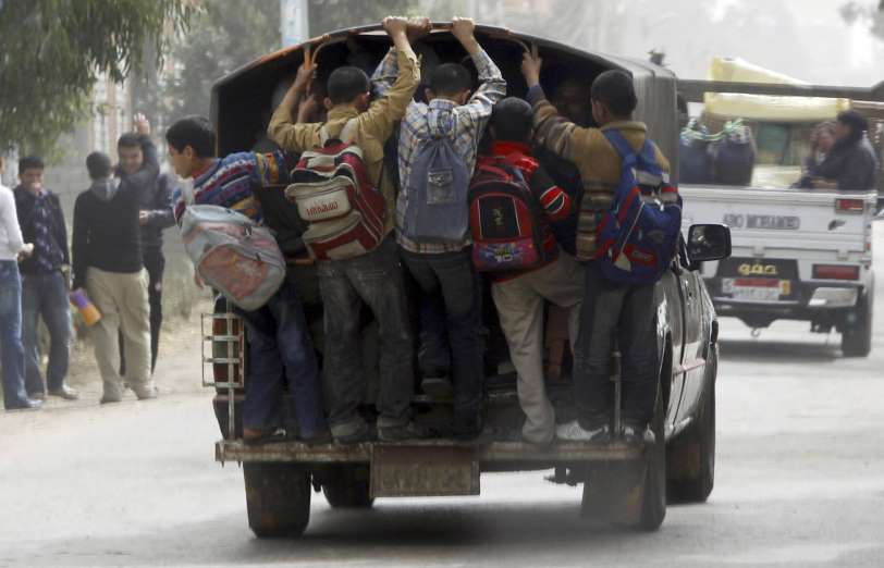Niños de todo el mundo recorren caminos peligrosos para poder ir al colegio1