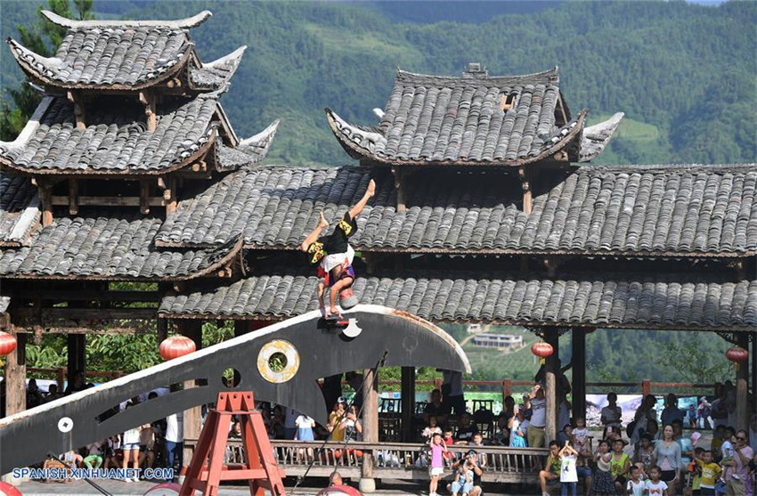 Chongqing: Aldea de Tiankeng conserva diversas herencias culturales inmateriales