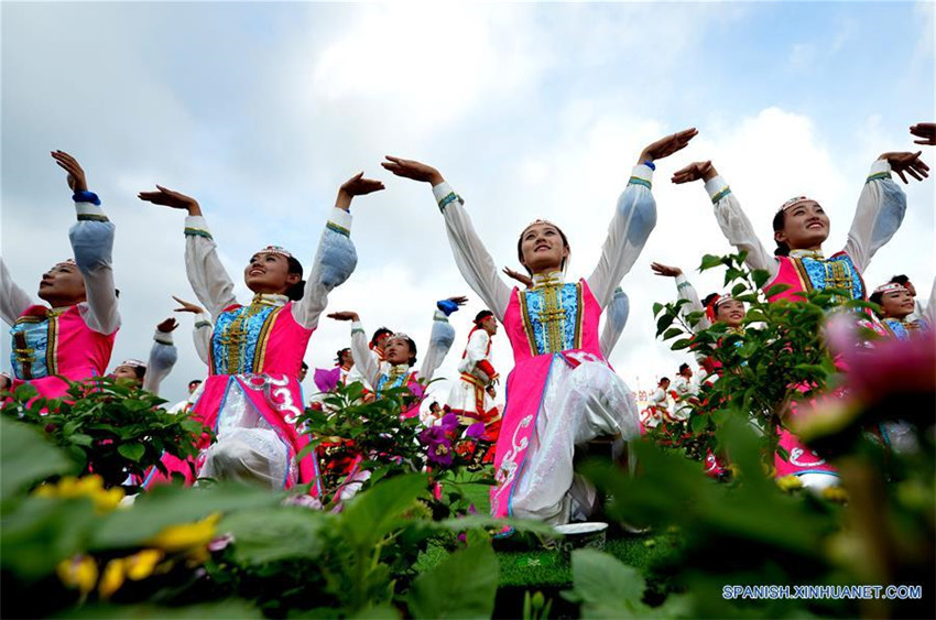China celebra 70º aniversario de su primera región autónoma