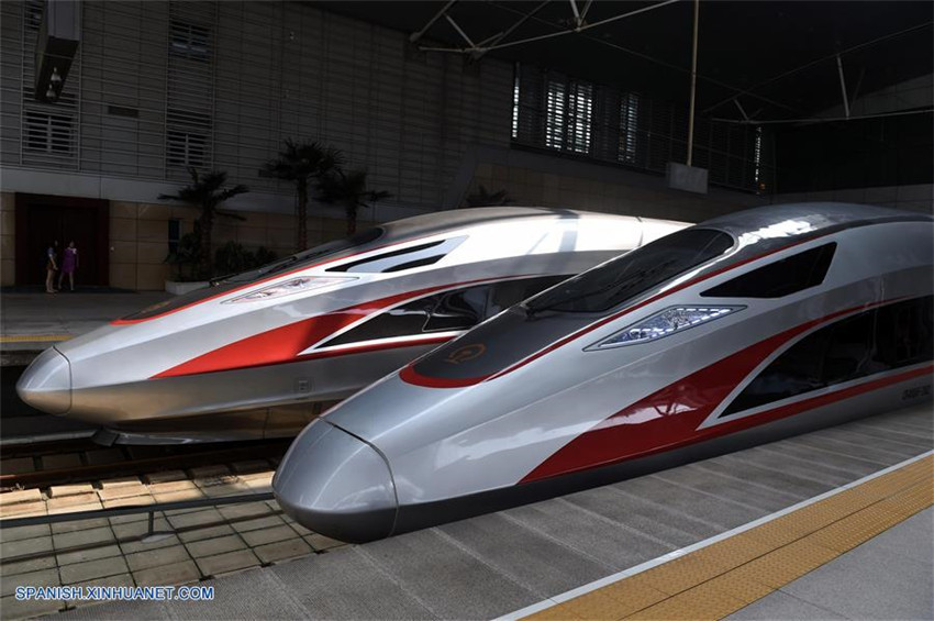 Tren bala chino de próxima generación puesto en operación en área Beijing-Tianjin-Hebei