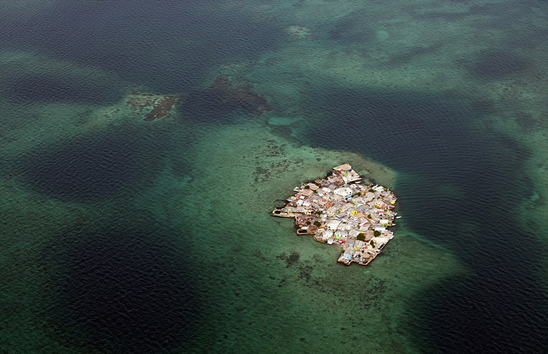 Santa Cruz del Islote, isla más repleta del mundo2