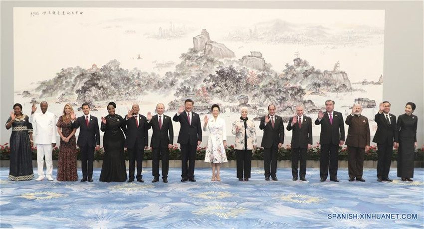 Presidente chino pide solidaridad entre economías emergentes y naciones en desarrollo