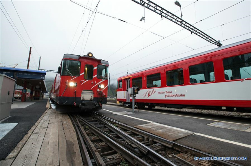 Choque de trenes deja 33 heridos en Suiza