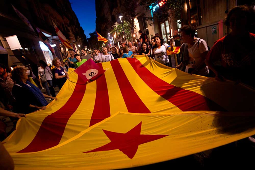 Miles marchan a favor de la independencia de Cataluña4