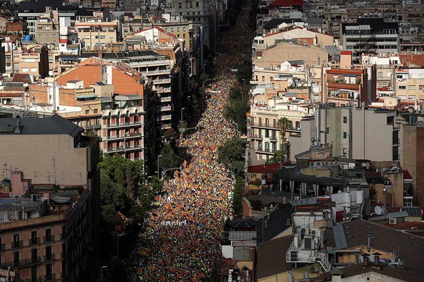 Miles marchan a favor de la independencia de Cataluña3