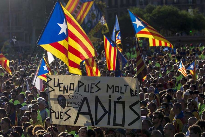 Miles marchan a favor de la independencia de Cataluña6