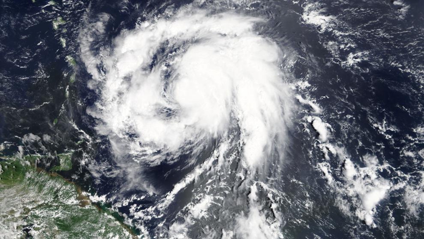 El Caribe espera al huracán María, que será más devastador que el Irma
