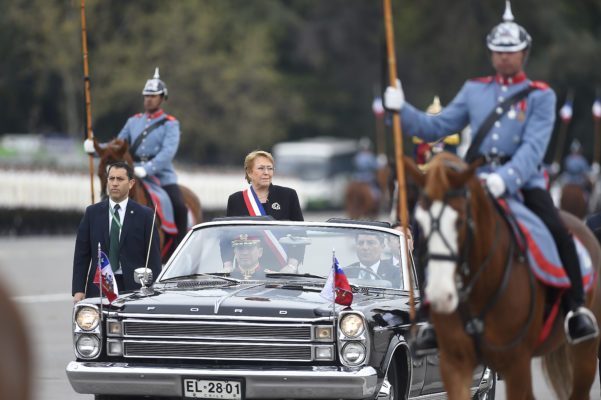 Bachelet participa en su última Parada Militar en honor a las Glorias del Ejército. 3