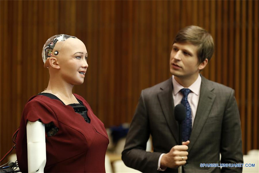 Sophia, un robot humanoide realista