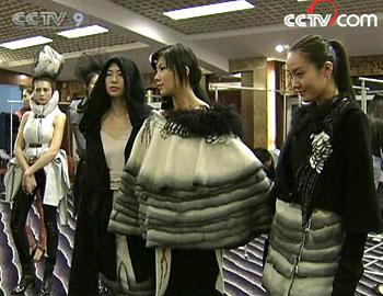 30 young fashion designers from 16 countries cruise into the final round at the China International Young Designer Contest.(Photo: CCTV.com)
