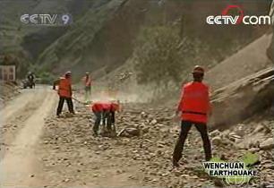 Transport authorities across the country have taken measures to ensure roads to quake-ravaged areas have been cleared.
