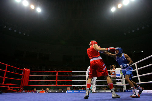 Photos: Ivanov defeats Dilbag