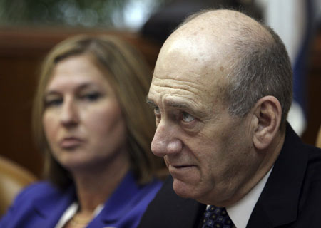 The ruling Kadima party is at a point at which it must make decisions and prepare for any scenario, including early elections, Israeli Foreign Minister Tzipi Livni said Thursday regarding the ongoing corruption investigation against party leader Prime Minister Ehud Olmert.