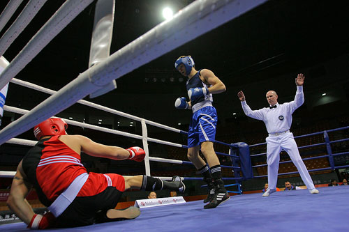 Photos: Vadim Likhman beats Laszlo Bognar