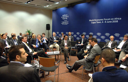 The 18th World Economic Forum (WEF) on Africa holds a symposium on Sino-Afircan cooperation, in Cape Town, South Africa, on June 6, 2008. Liu Guijin (C), special representative of the Chinese government on African affairs, and government officials, businessmen and reporters attended the symposium.