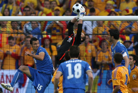 Romania's goalkeeper Bogdan Lobont (above) saves the ball during the Euro 2008 Group C football match against Italy on June 13, 2008 in Zurich, Switzerland. The match ended in 1-1.