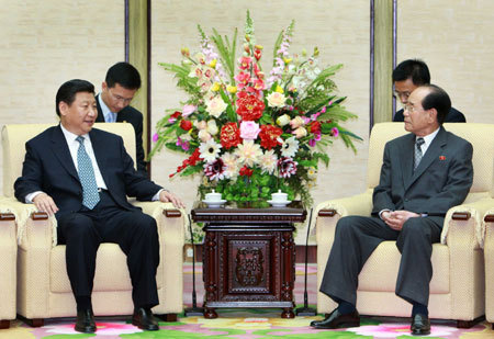 Chinese Vice President Xi Jinping (L) talks with Kim Yong Nam, president of the Presidium of the Supreme People's Assembly of North Korea during a meeting in Pyongyang, North Korea, on June 17, 2008. (Xinhua/Pang Xinglei) 