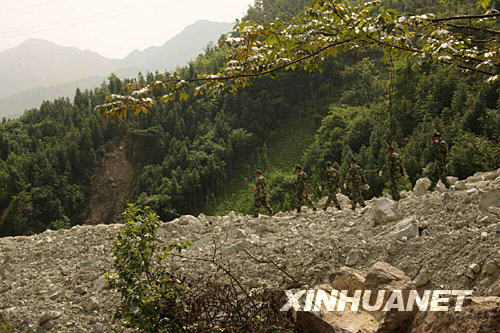 The Wenchuan County government last week asked 50,000 residents living in highly-risky mountainous areas threatened by secondary disasters to move out. They were ordered to seek shelter at makeshift accommodation centers before the rainy season began on June 30. 