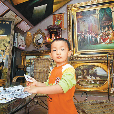 Dafen Oil Painting Village a peaceful enclave of art china .cn