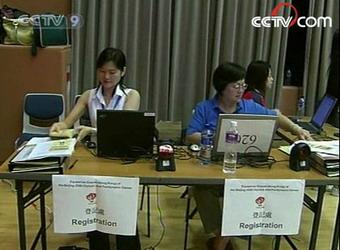 In Hong Kong, volunteers for the Equestrian events are also getting ready to serve and assist the world's finest riders.(CCTV.com)