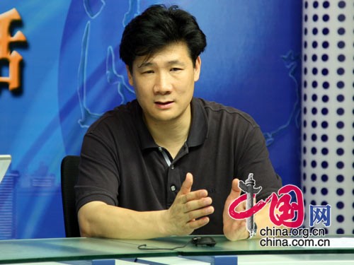 Jia Peng, director of publicity for the Beijing Subway Operation Co. Ltd, discussed in detail measures for subway safety on July 9, 2008.