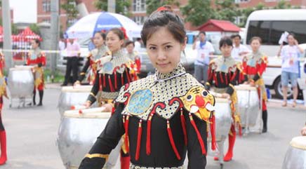 Olympic torch travels through Anshan