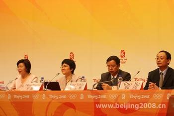 The Beijing Meteorological Bureau held a press conference on the weather during Olympics on Sunday.