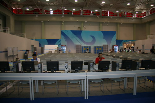A view of the interior of the Shanghai Media Center for the Beijing 2008 Olympic Games [Xiang Bin/China.org.cn] 